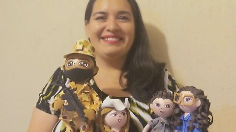 Muñecas de fomi y unicel on sale